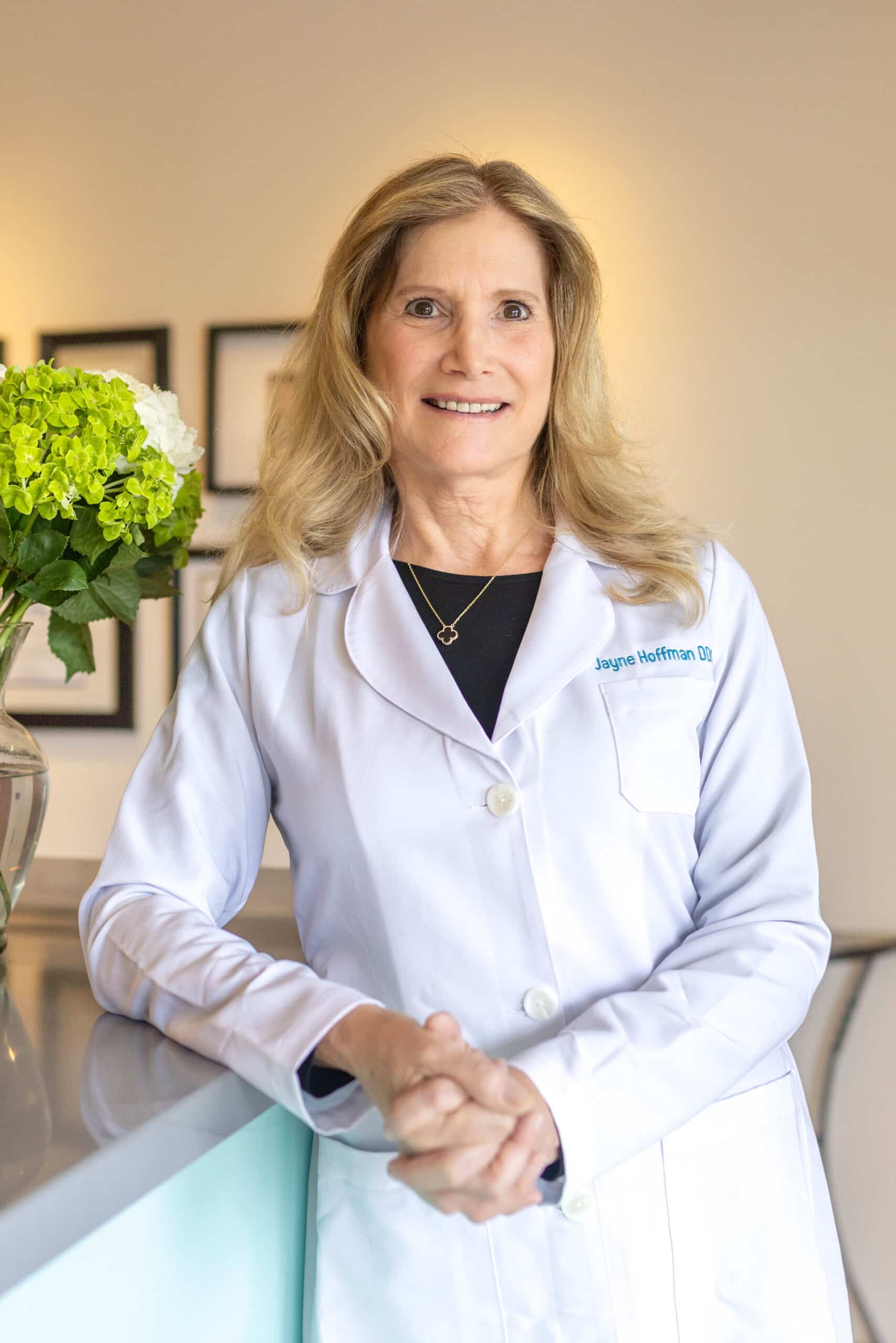 Consultez le Dr By Jayne en bordure de rue 24/11/25 – HIStalk